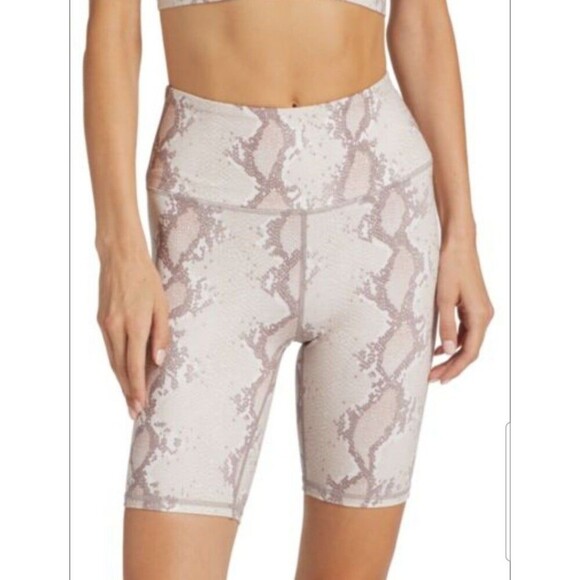 Varley Albury Biker Shorts Snakeskin - Picture 1 of 5